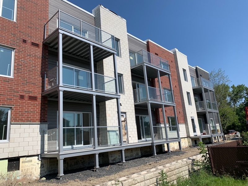 Moderne simple main verre 6mm gris metallique